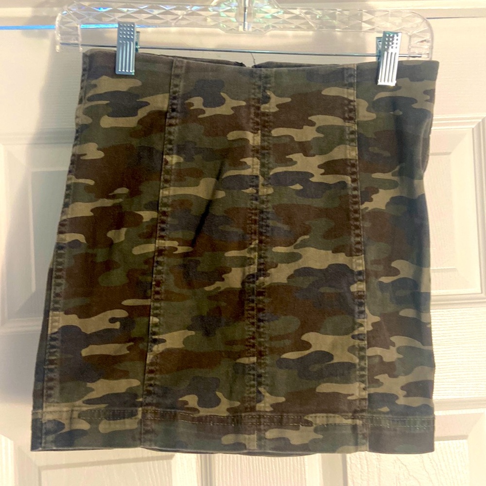 FREE PEOPLE Camouflage Mini Skirt
